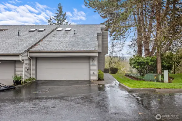 7250 NE Old Redmond Rd #F124, Redmond, WA 98052