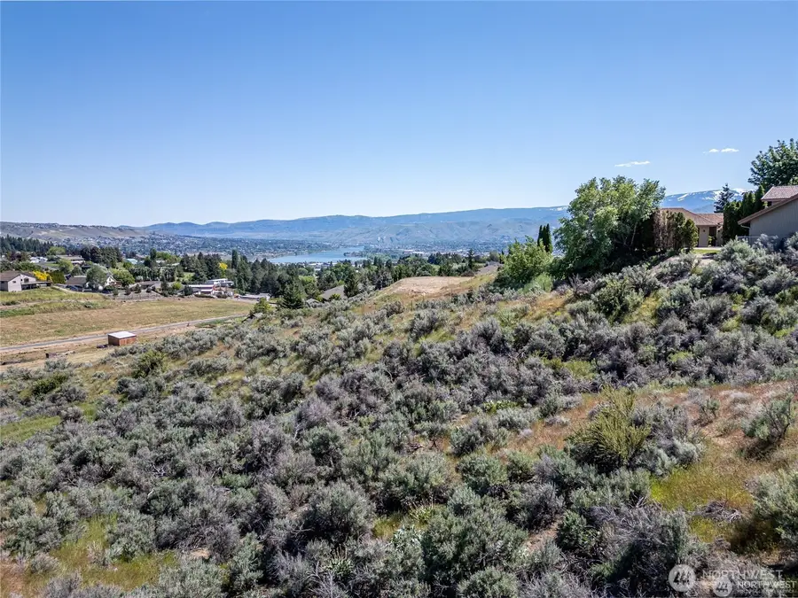327 Mahogany Lane #9, Wenatchee, WA 98801 - #2