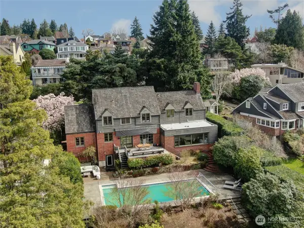 2686 44th Avenue W, Seattle, WA 98199