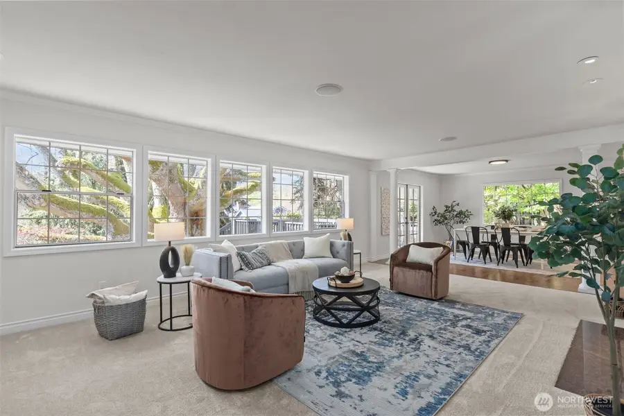 4181 42nd Avenue Ne, Seattle, WA 98105 - #3