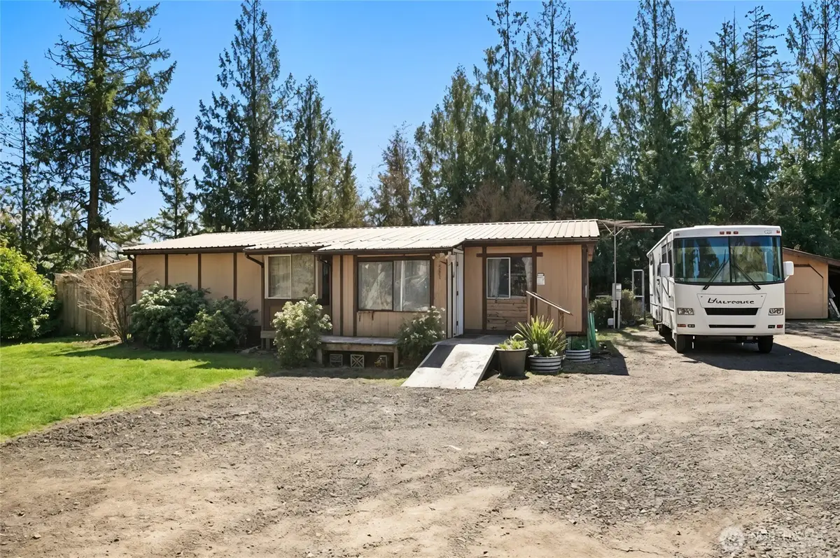 221 E Country Lane, Allyn, WA 98524 - #1