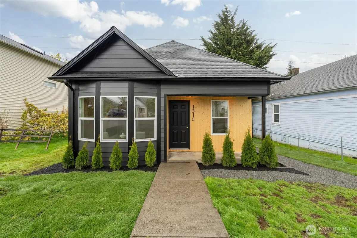 1315 E Marine View Drive, Everett, WA 98201 - #1