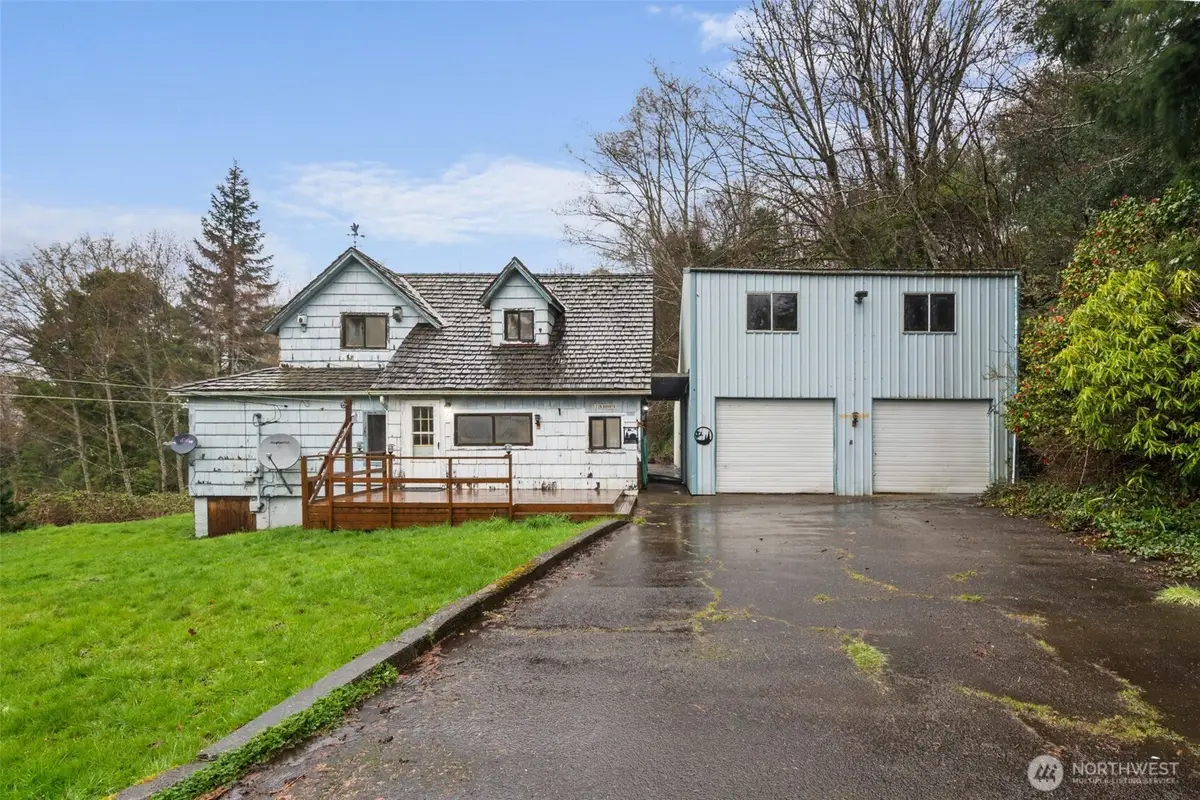 728 Dakota Street, Raymond, WA 98577 - #1