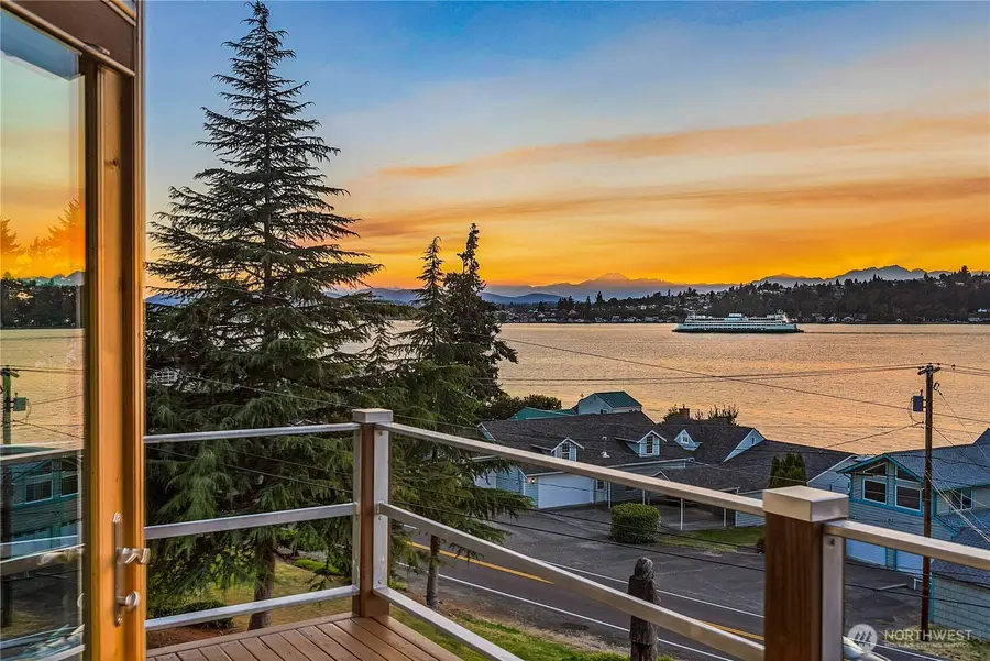 3643 Beach Drive E, Port Orchard, WA 98366 - #2