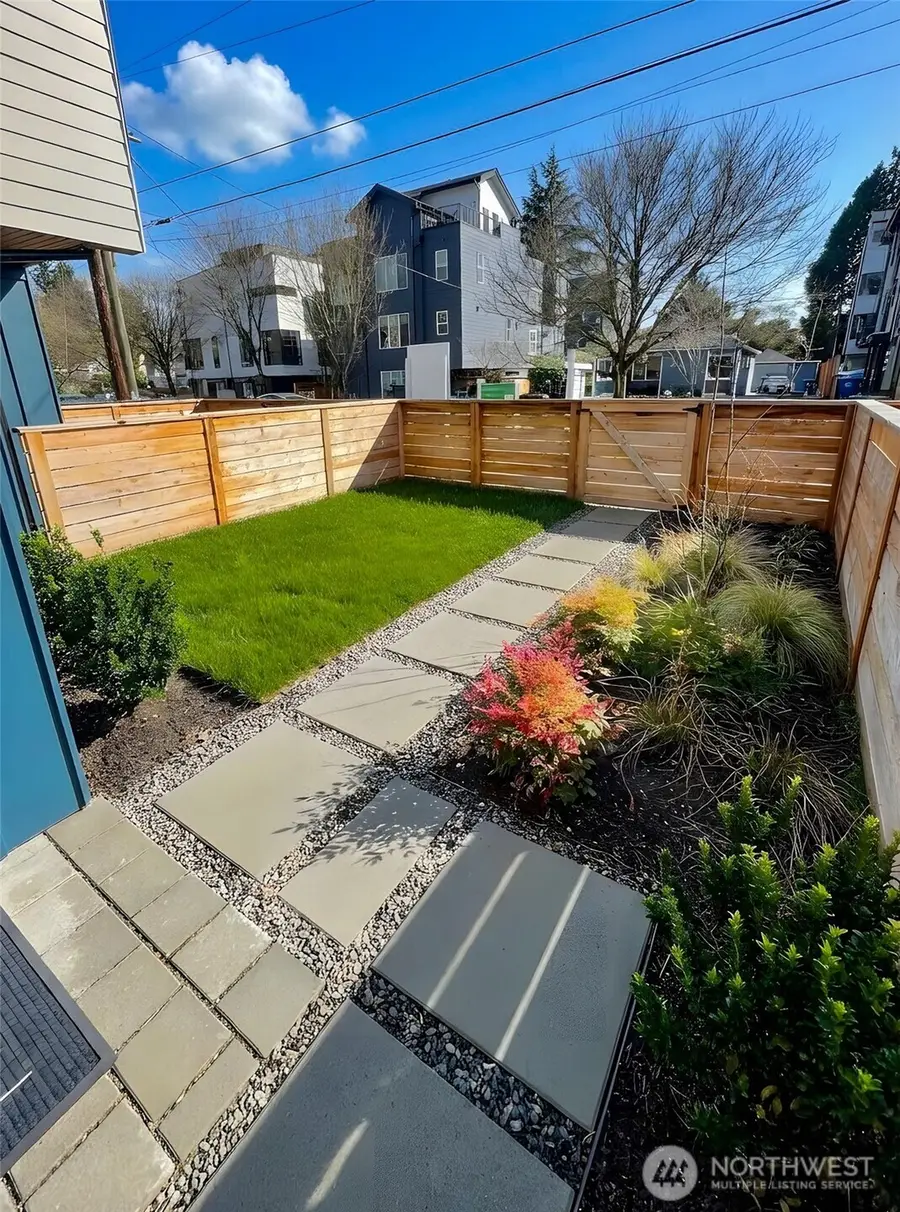 9020 13th Avenue Nw #C, Seattle, WA 98117 - #2