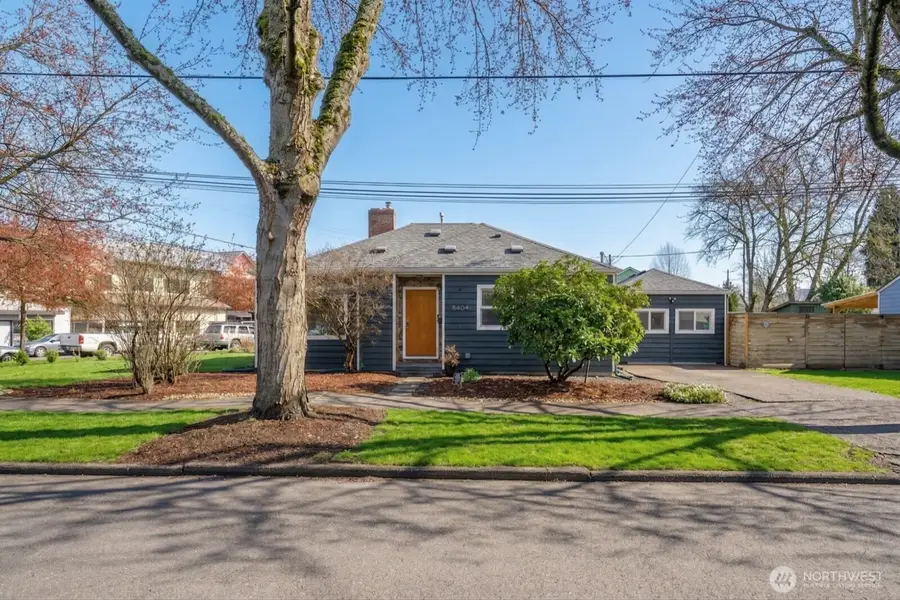 8404 12th Avenue S, Seattle, WA 98108 - #2