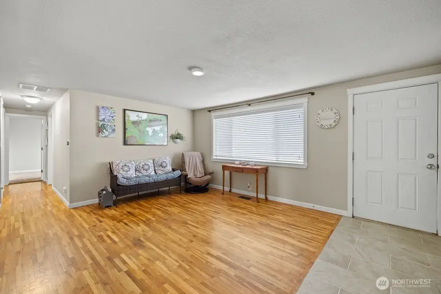 6726 Henderson Boulevard Se, Tumwater, WA 98501 - #3