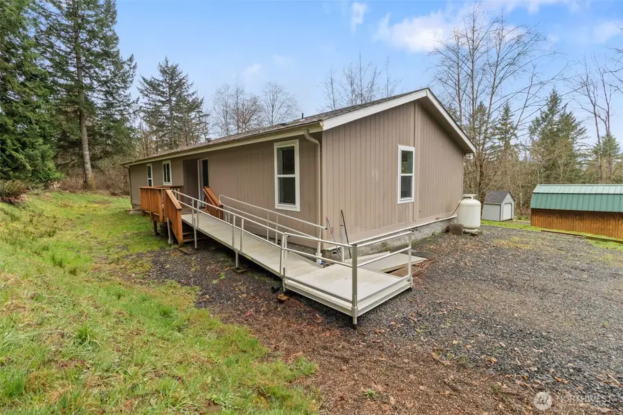 126 Burchett Rd, Onalaska, WA 98570 - #2