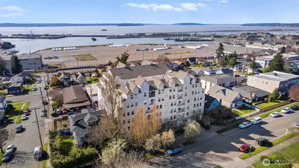 2522 Rucker Avenue #403, Everett, WA 98201