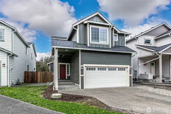 917 NE Burton Ray Street Ne, Lacey, WA 98516