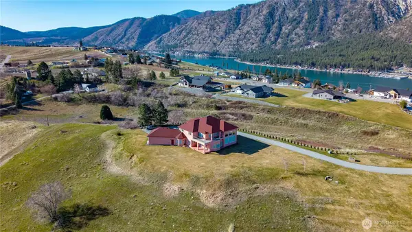 555 Loop Avenue, Manson, WA 98831