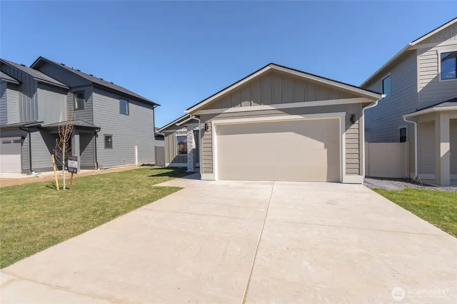 557 S Perry Avenue #Lot 6, East Wenatchee, WA 98802 - #3