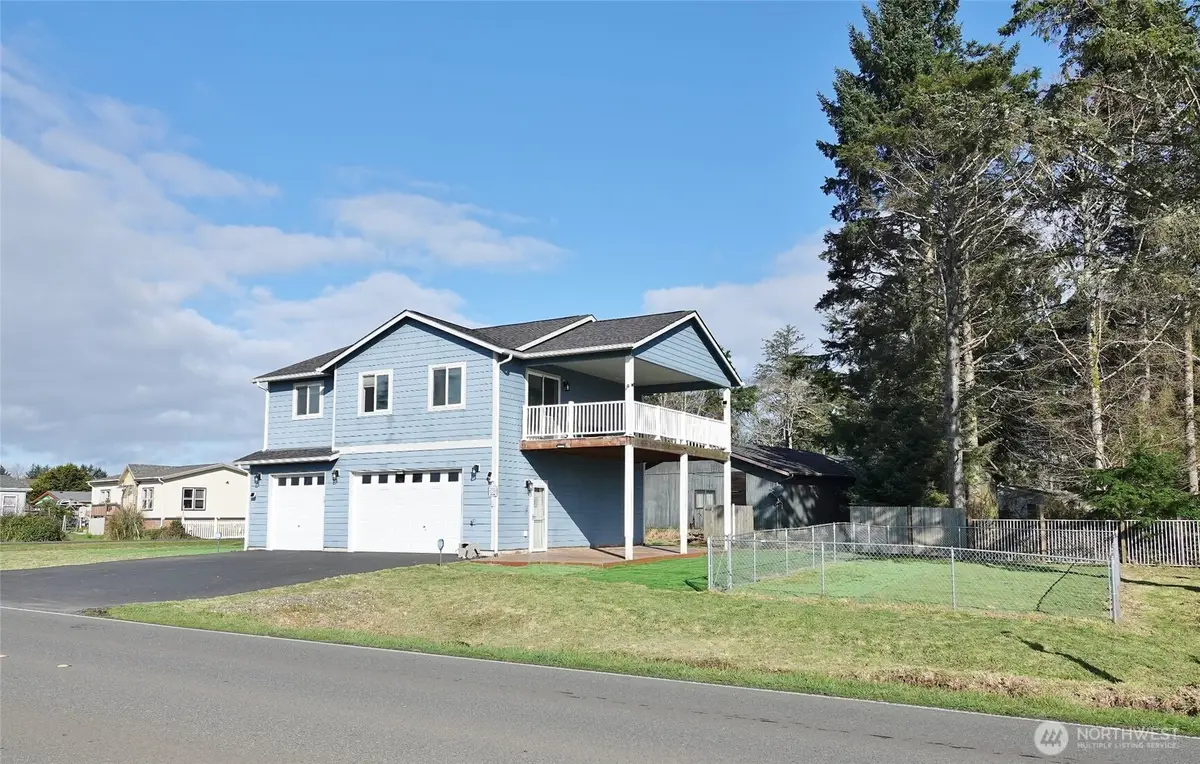 500 Chenois Avenue Ne, Ocean Shores, WA 98569 - #1