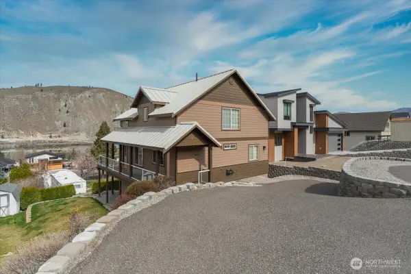 585 Entiat Place, Orondo, WA 98843
