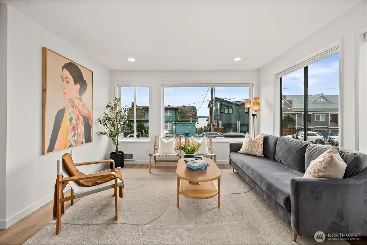 4226 Beach Drive Sw #102, Seattle, WA 98116 - #1