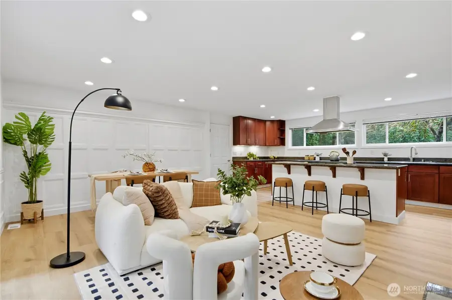 10627 Se 18th St, Bellevue, WA 98004 - #3