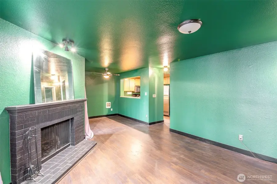 110 SW 116th Street #A13, Seattle, WA 98146 - #2