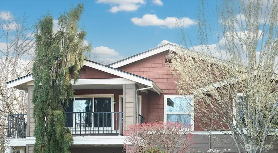 2210 Tolmie Ave #C1, Dupont, WA 98327 - #2