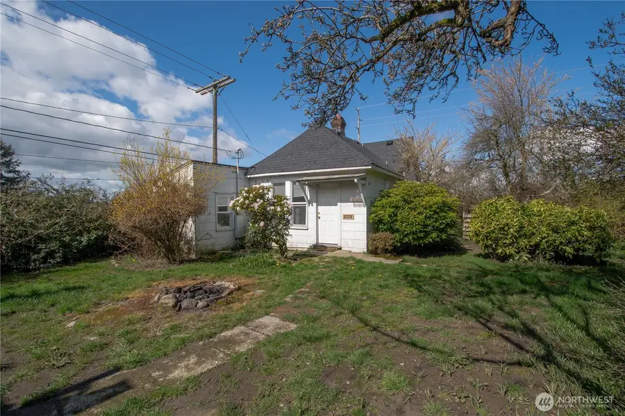 2202 E 32nd Street, Tacoma, WA 98404 - #3