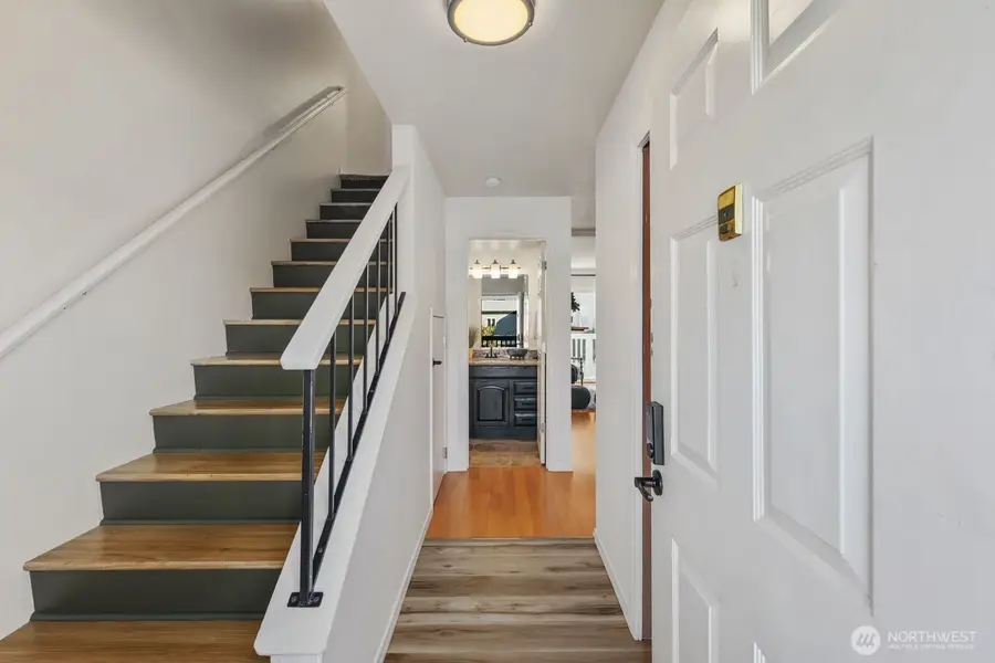 8823 Holly Drive #D204, Everett, WA 98208 - #3