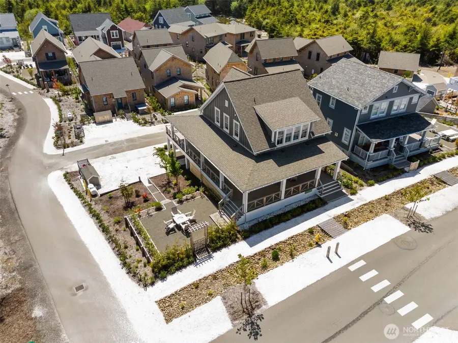 374 Compass Street, Pacific Beach, WA 98571 - #3