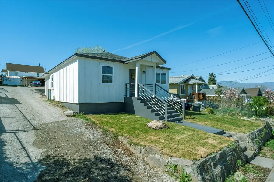 918 Cashmere Street, Wenatchee, WA 98801 - #2