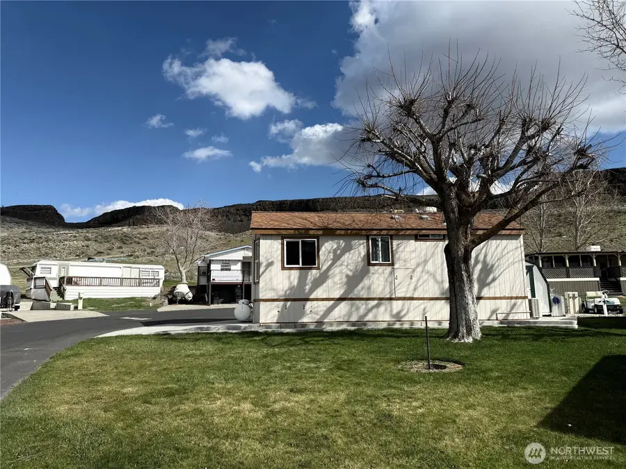 31465 Moore Road Ne #801, Coulee City, WA 99115 - #2