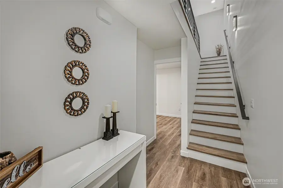 7776 Highland Park Way Sw #B, Seattle, WA 98106 - #3