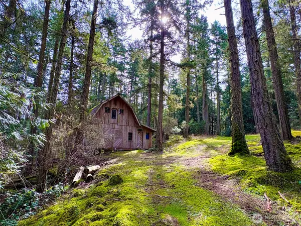 48 Copper Hill Lane, Shaw Island, WA 98286