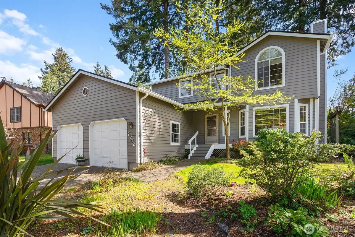 2702 Walnut Loop Nw, Olympia, WA 98502 - #1