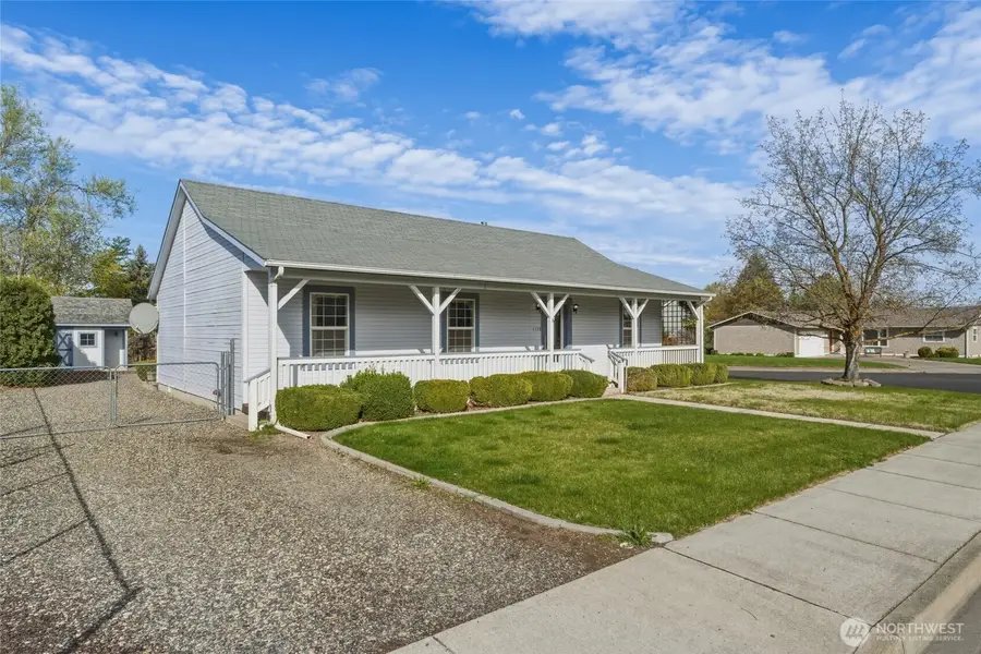 1150 SE Edgemont Place, College Place, WA 99324 - #2