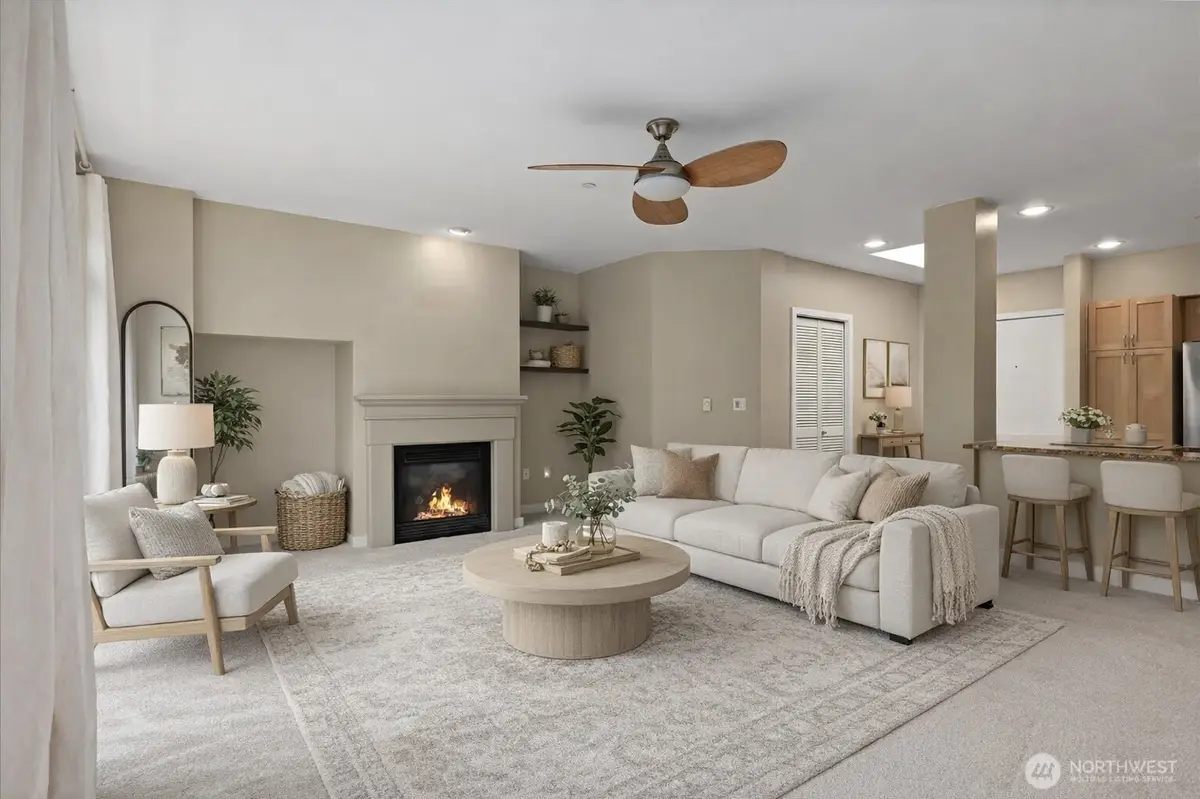 925 110th Avenue Ne #PH05, Bellevue, WA 98004 - #1