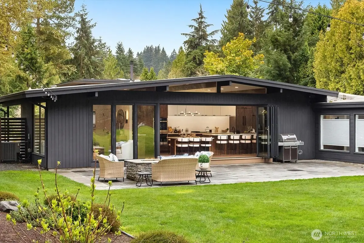 17061 10th Avenue Nw, Shoreline, WA 98177 - #1