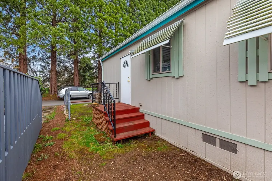 818 82nd Street E #6, Tacoma, WA 98404 - #3