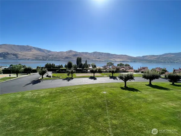100 Lake Chelan Shores Drive #15-8F, Chelan, WA 98816
