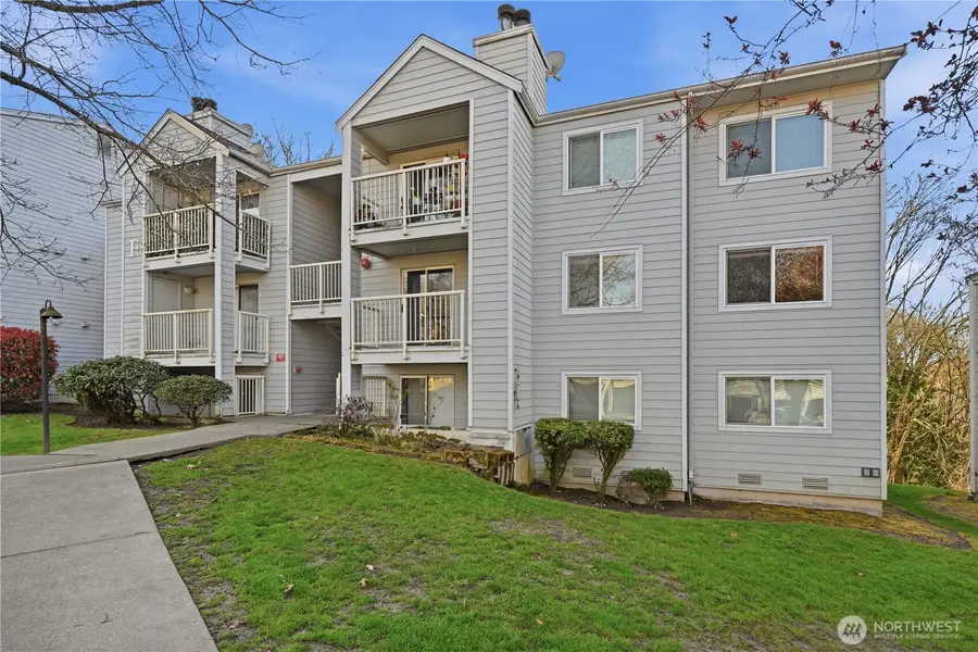 975 NE Aberdeen Ave #F308, Renton, WA 98056 - #2