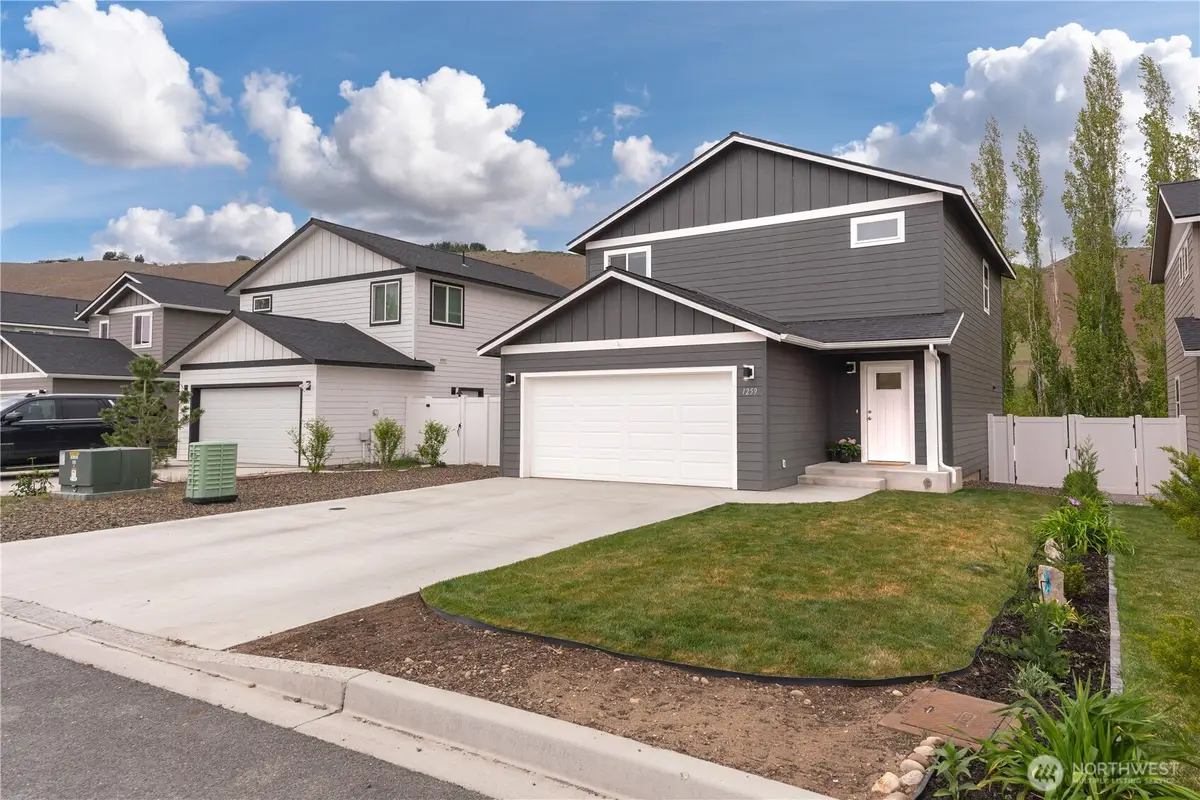1259 Theo Way, Rock Island, WA 98850 - #1