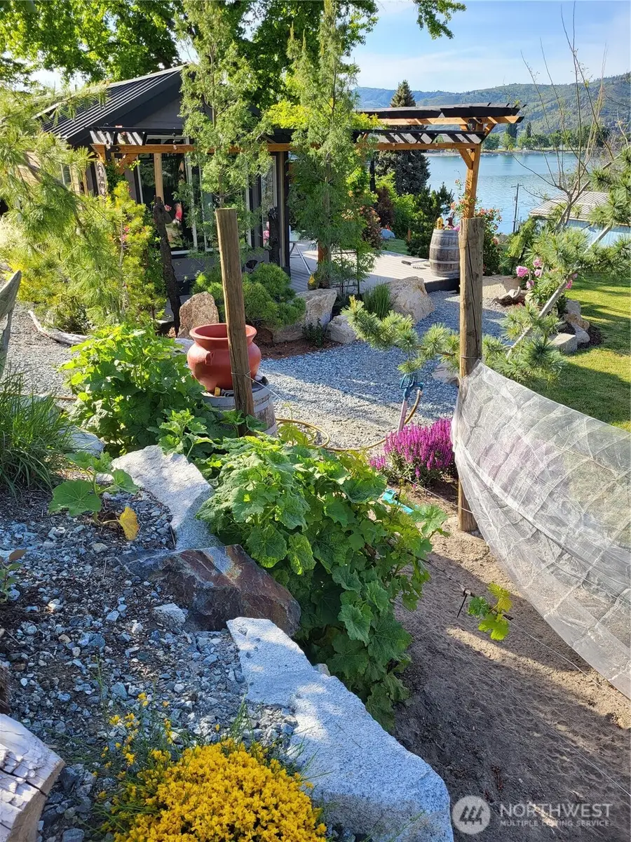 337 Boetzkes Avenue, Manson, WA 98831 - #2