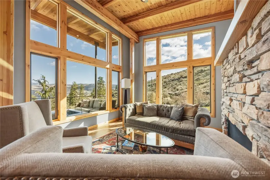 111 Hawks Meadow, Chelan, WA 98816 - #2