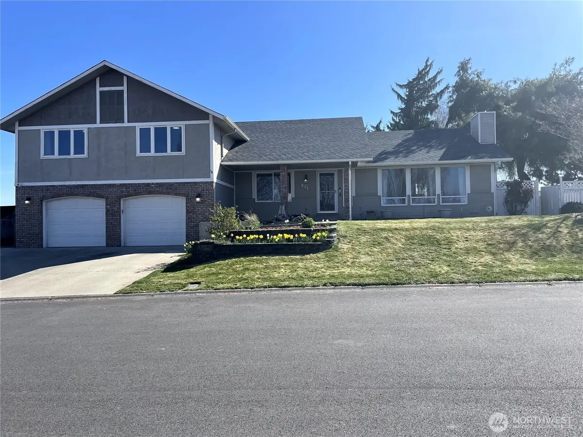 511 Reed Street E, Zillah, WA 98953 - #1