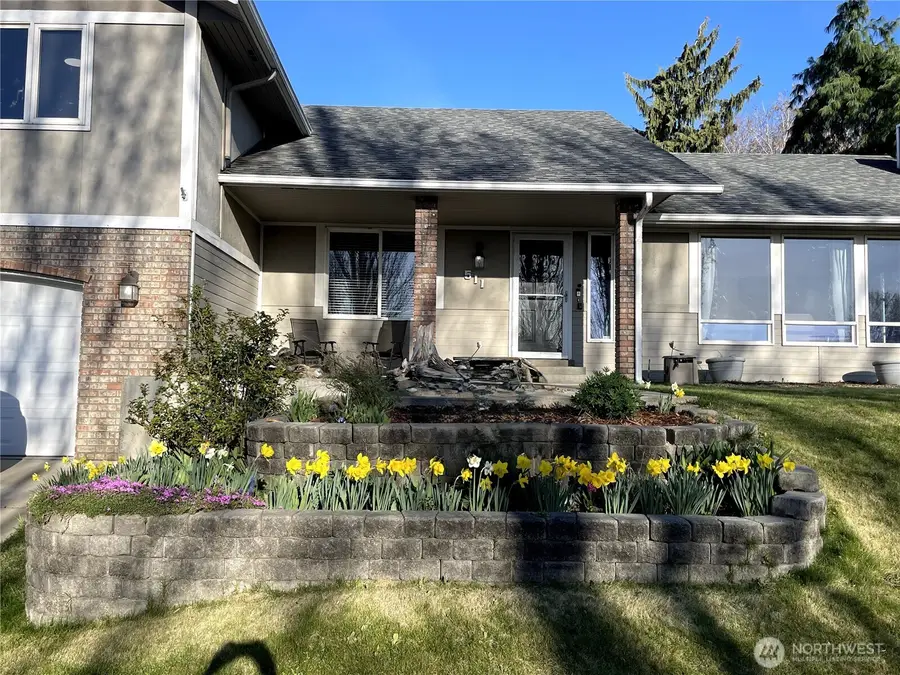 511 Reed Street E, Zillah, WA 98953 - #2