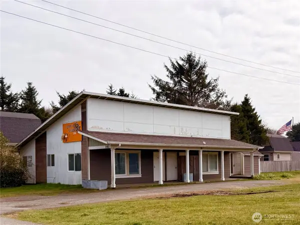 141 Barnacles Street Nw, Ocean Shores, WA 98569