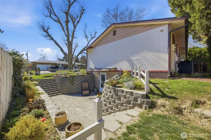 1840 W 11th Avenue, Kennewick, WA 99337 - #3
