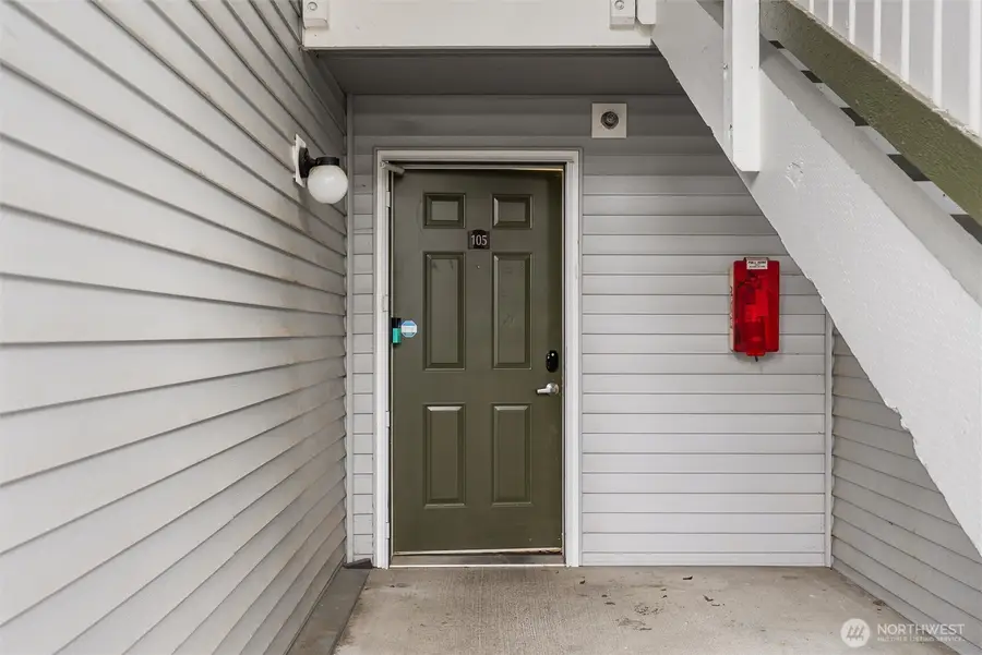 23325 Cedar Way #G105, Mountlake Terrace, WA 98043 - #2