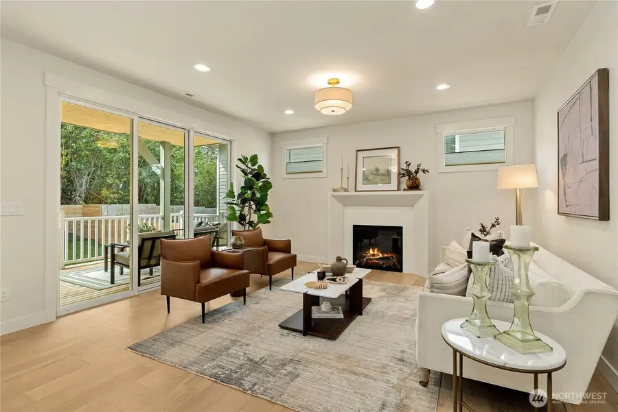 1303 Maine Court, Milton, WA 98354 - #2