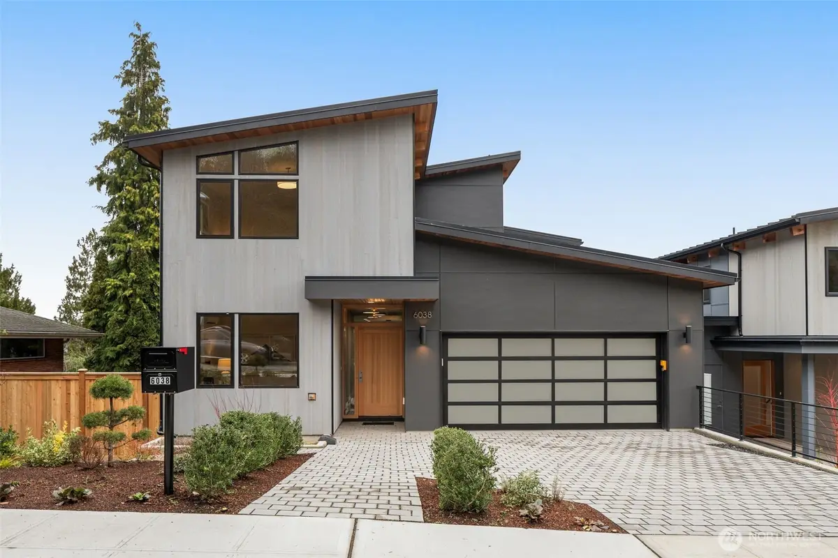 6038 50th Avenue Ne, Seattle, WA 98115 - #1