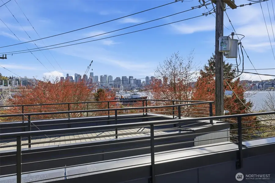 2010 Fairview Avenue E #B, Seattle, WA 98102 - #3