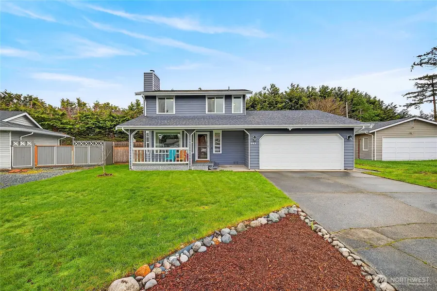 861 Nw Haslo Pl, Oak Harbor, WA 98277 - #2