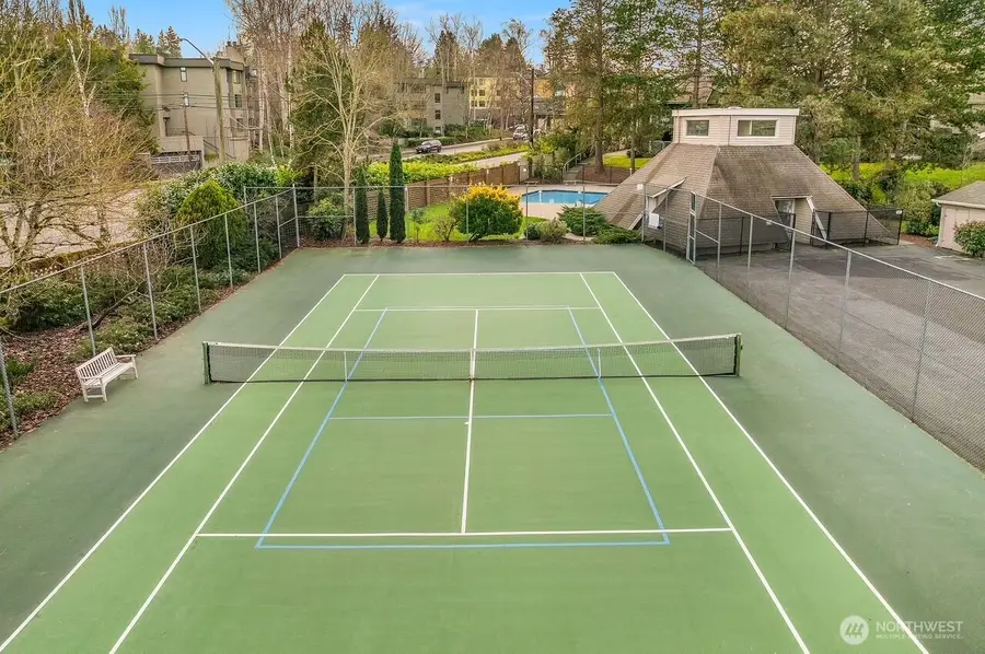 6301 Sand Point Way Ne #E3, Seattle, WA 98115 - #3