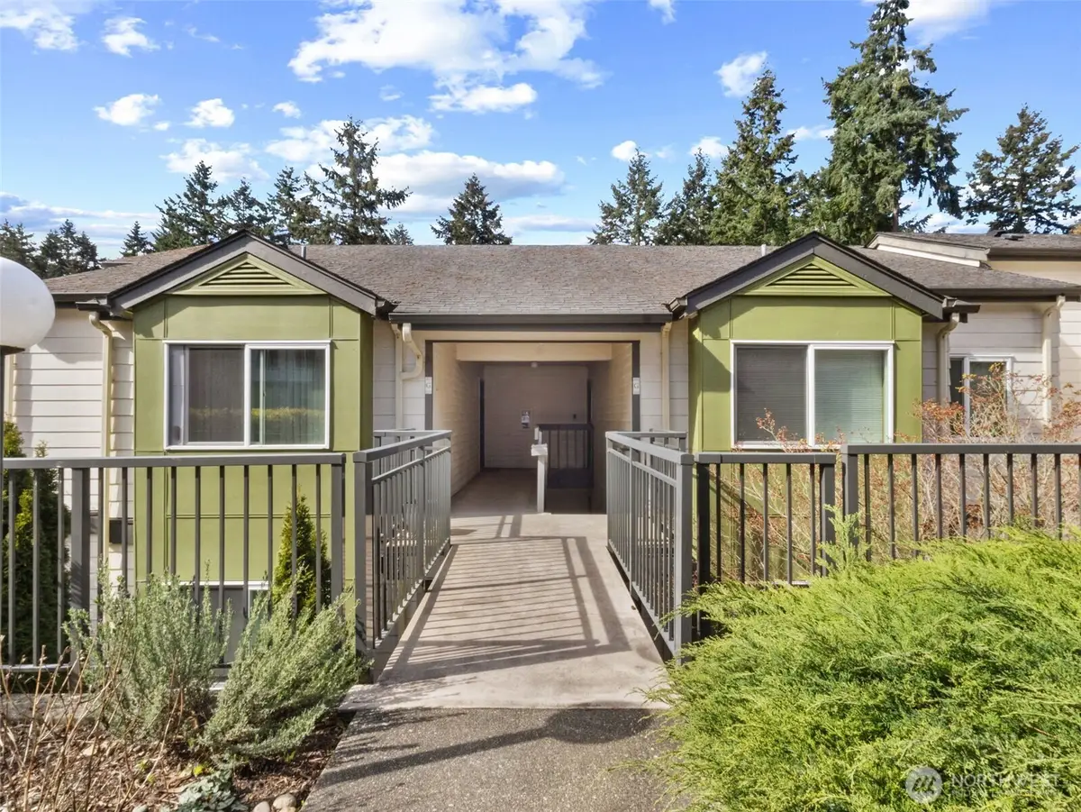 31500 33rd Place Sw #G202, Federal Way, WA 98023 - #1